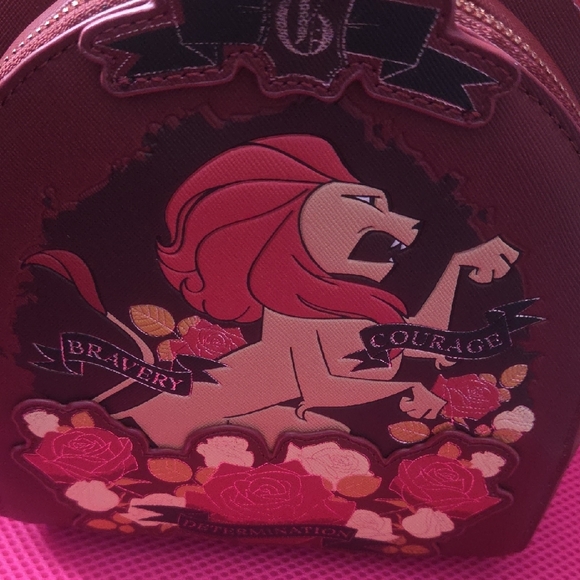 Loungefly Metal Tag  Harry Potter Courage Backpack - Red and Gold - Picture 3 of 5